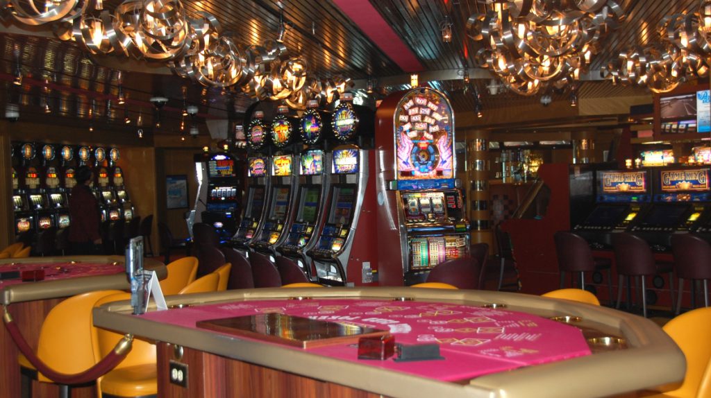 Casinot på Eurodam – kanske ska vi bara ta och inreda vår husbåt lite mer såhär?
