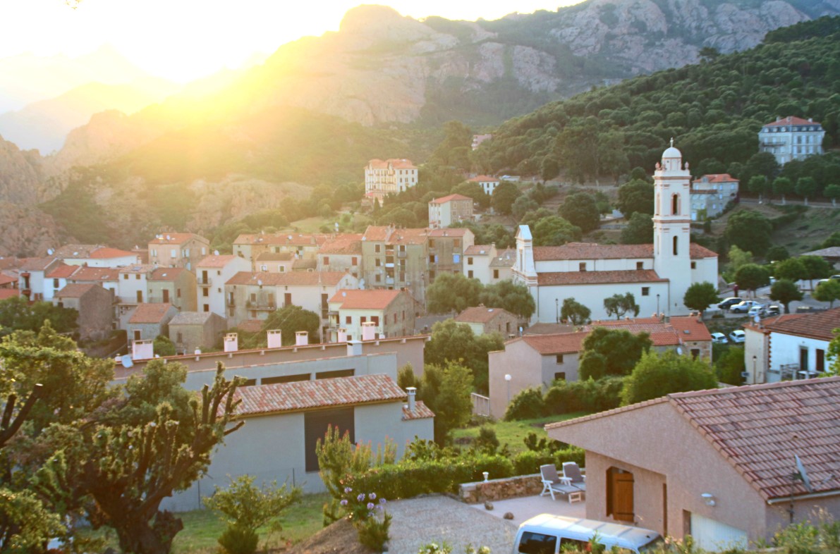 Utsikt över Piana, Korsika