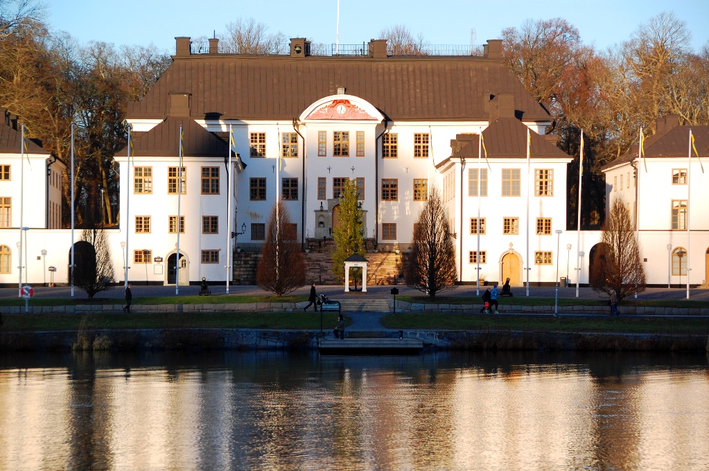 Karlbergs slott fotat lite närmare