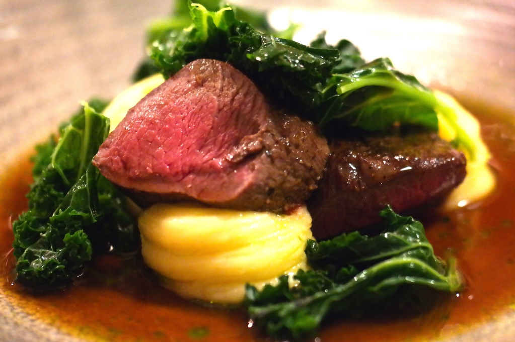 Renfilé med potatispuré och grönkål