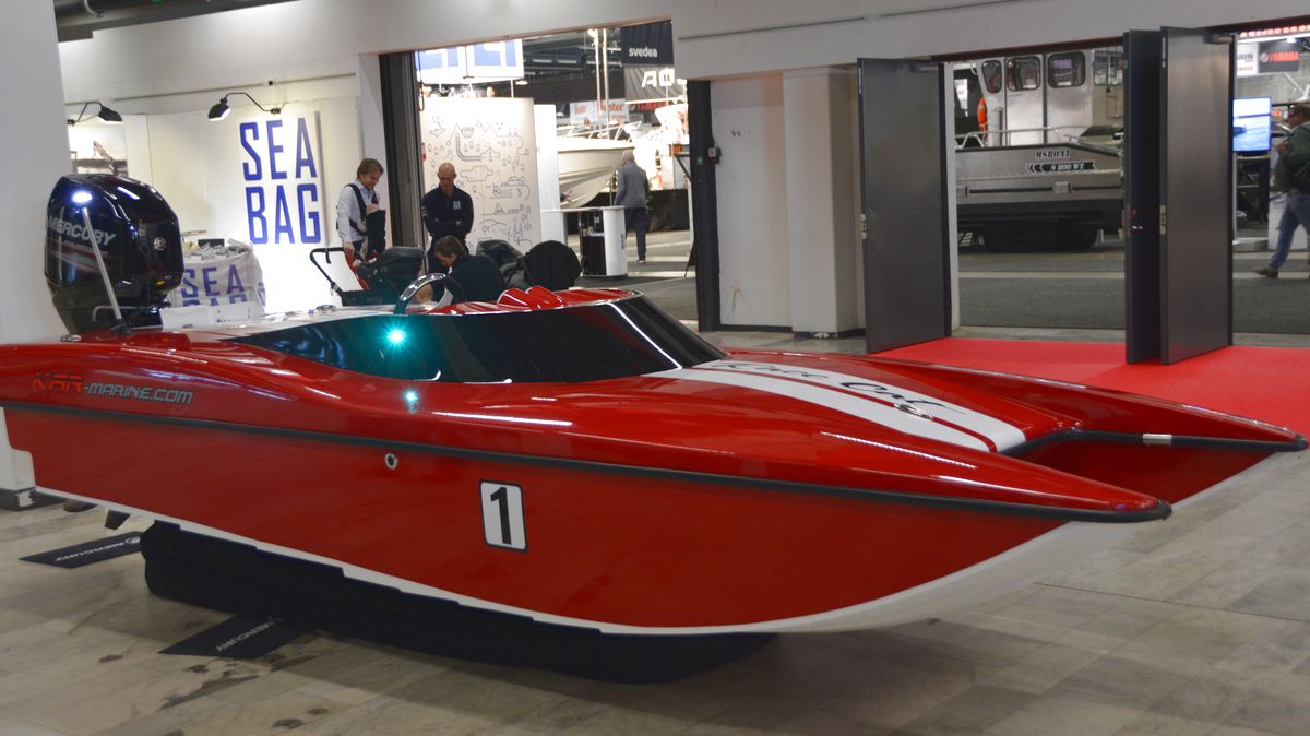 Motorbåt