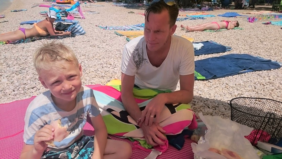 Stranden på camping Strasko