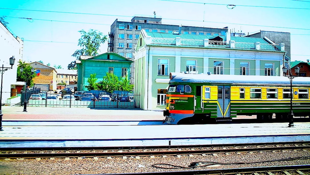 Tågstation i Sibirien
