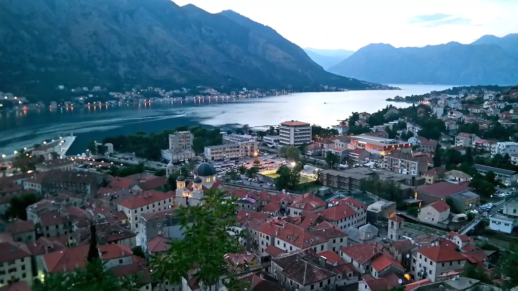 Montenegro, Kotorbukten