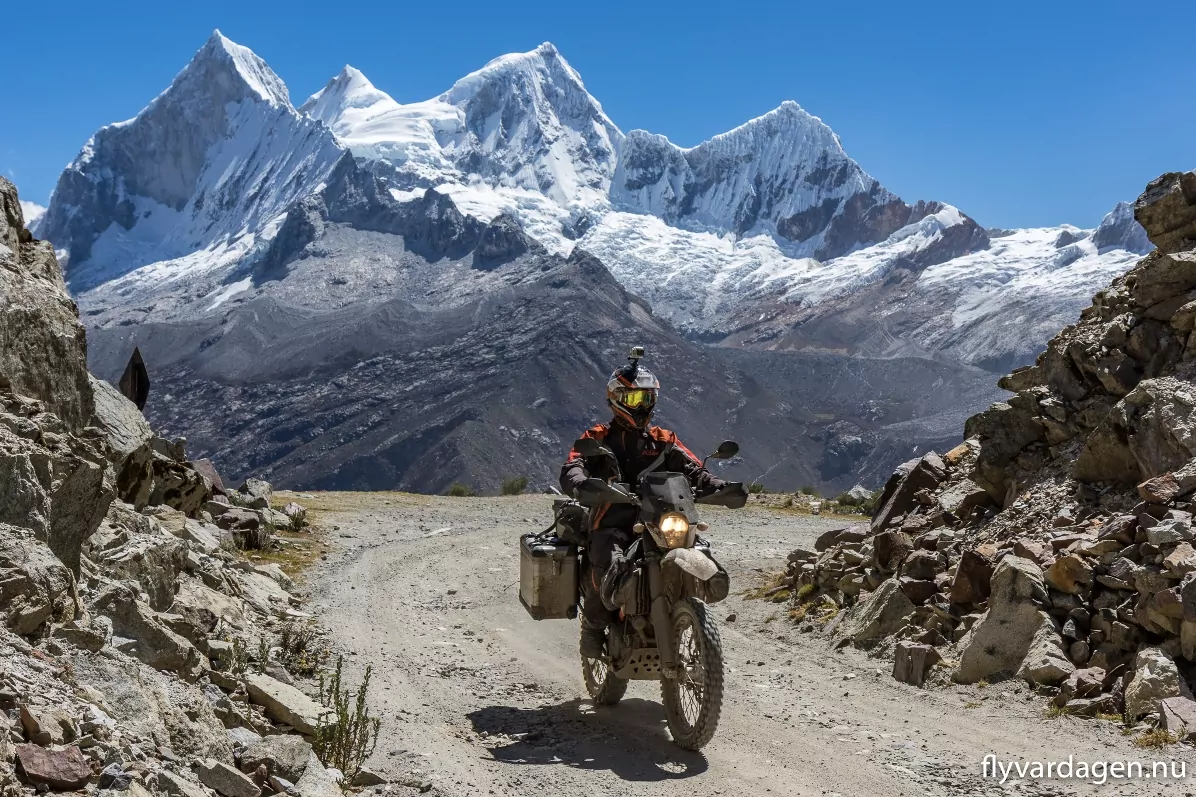 Cordillera Blanca i Peru. Otroligt vackert och ödsligt. Det finaste bergspasset Roberto kört över.