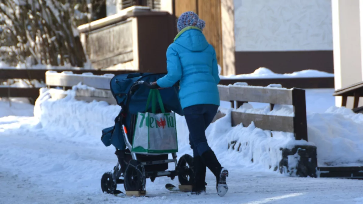 Barnvagn med medar