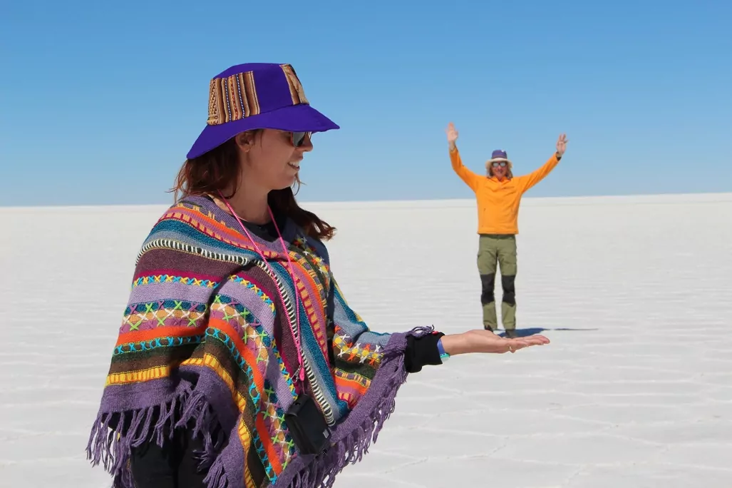 Peter Grip och hans flickvän Eva i Salar de Uyuni, Bolivia