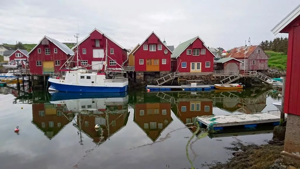 Fiskebyn Bud utanför Molde i Norge