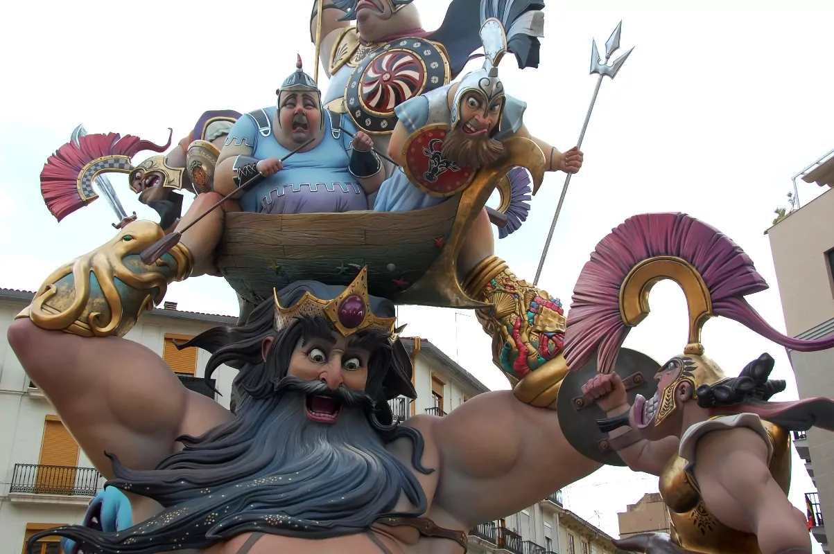 Fallas statyer