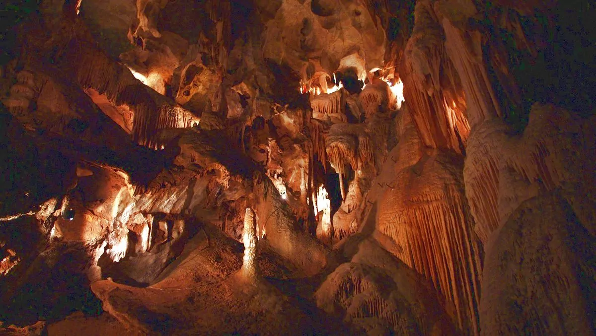 Jenolan caves