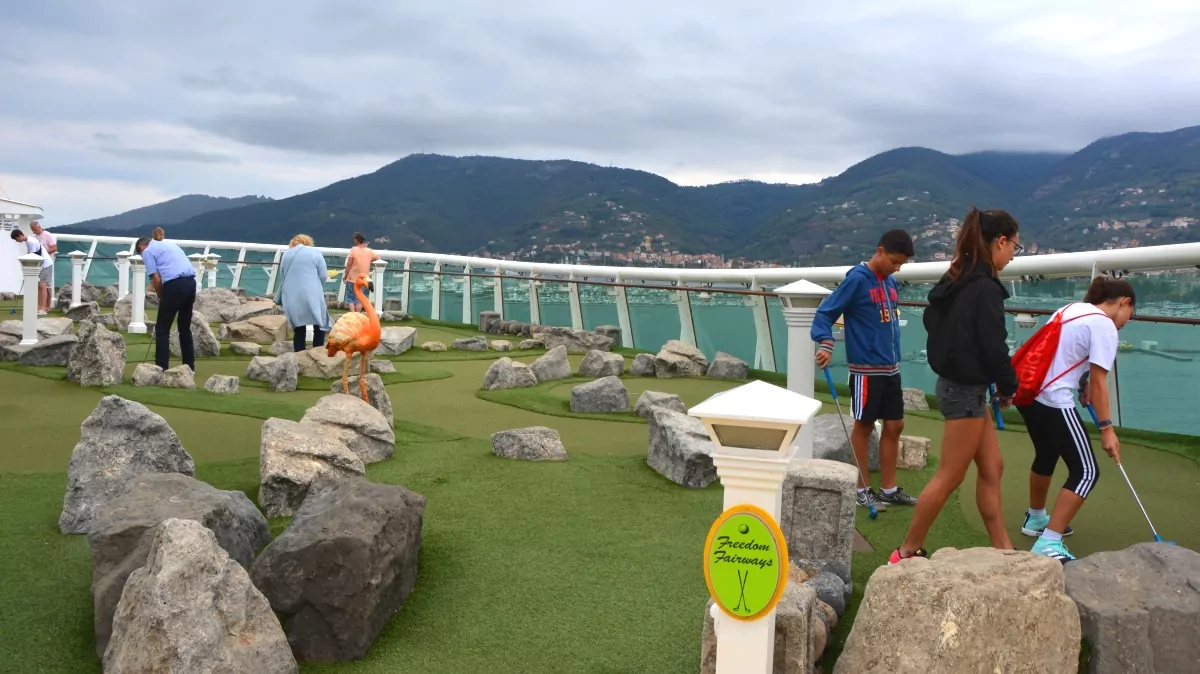 Minigolf Freedom of the Seas