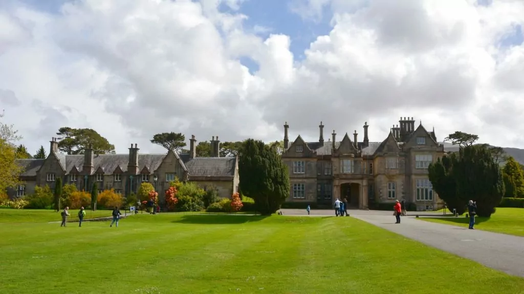 Muckross House