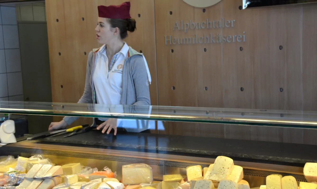 Ostbutik i Reith im Alpbachtal, en mysig alpby i Österrike