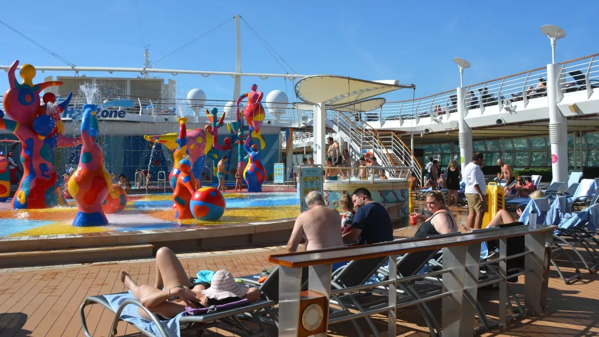 Pool Freedom of the Seas