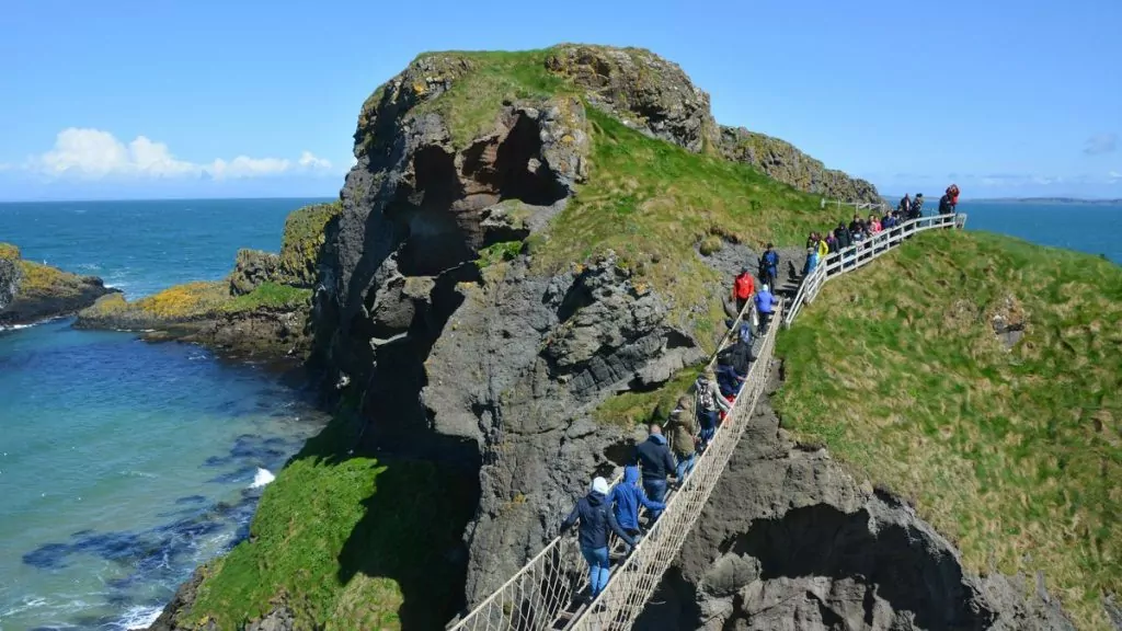 Dramatisk repbro i Nordirland: Carrick-a-Rede