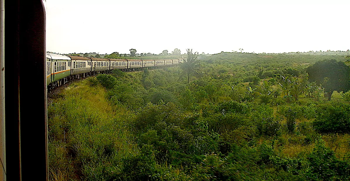 Tågresa, Mombasa