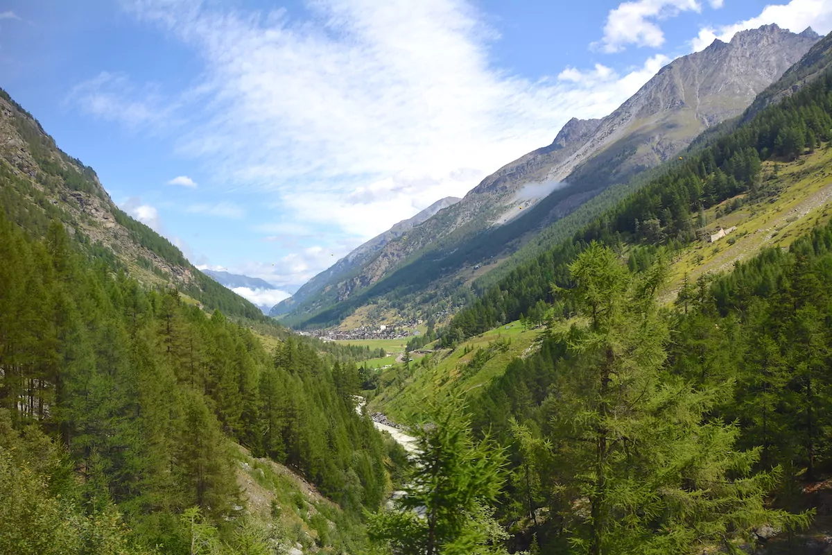 Sommar i Zermatt i Schweiz