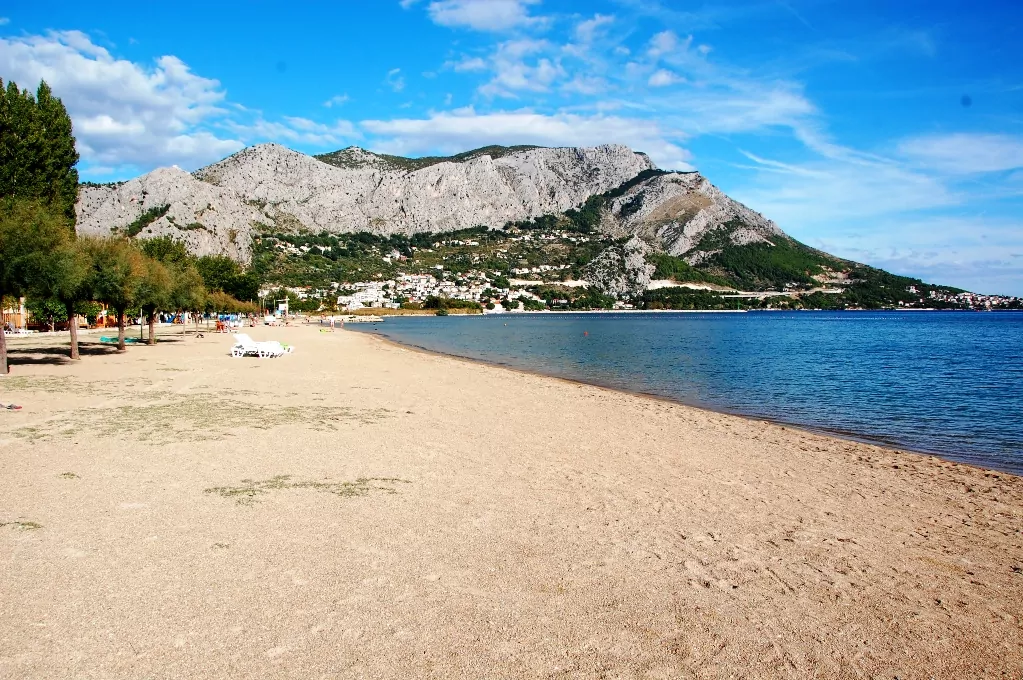 Sandstranden på Camping Galeb i Omis