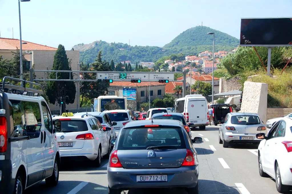 På väg in i Dubrovnik