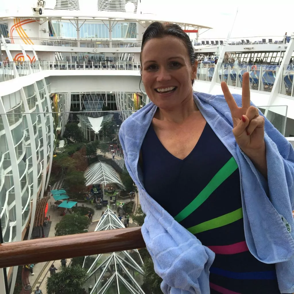 Rosita Lincoln ombord på Harmony of the Seas som bjuder på häftiga vattenruchkanor och en egen Central Park. 