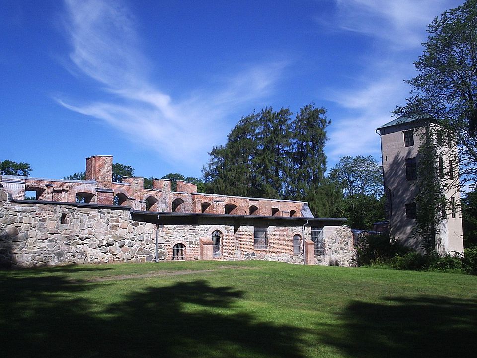 Slottsruiner i Sverige