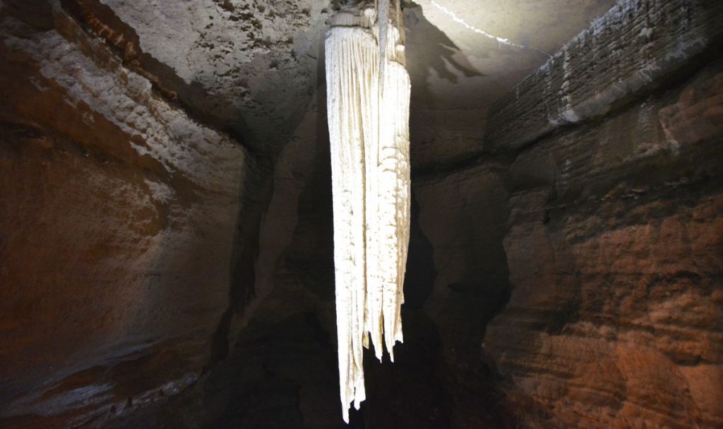 Doolin cave stalaktit