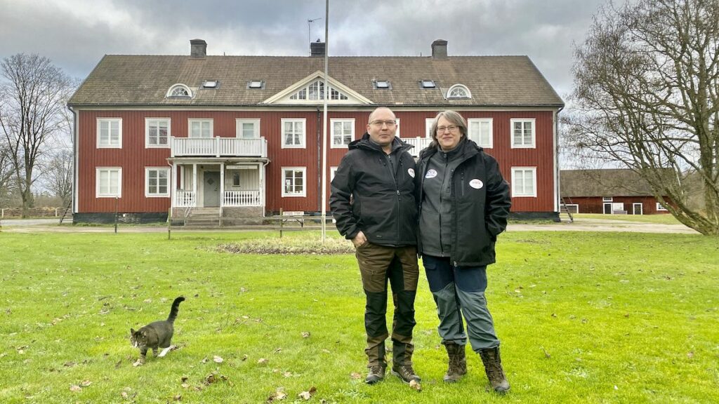 Vidinge gård - hundvänligt boende i Småland med naturupplevelser och packraft i Alsterån