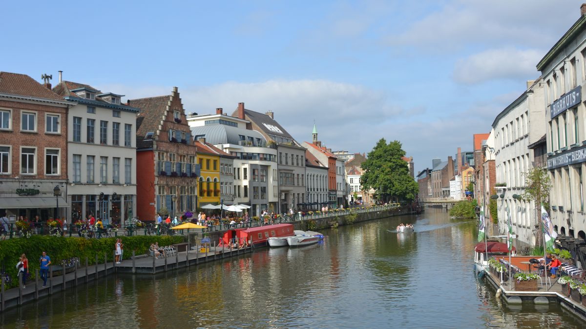 Stad I Belgien Som Börjar På Ie