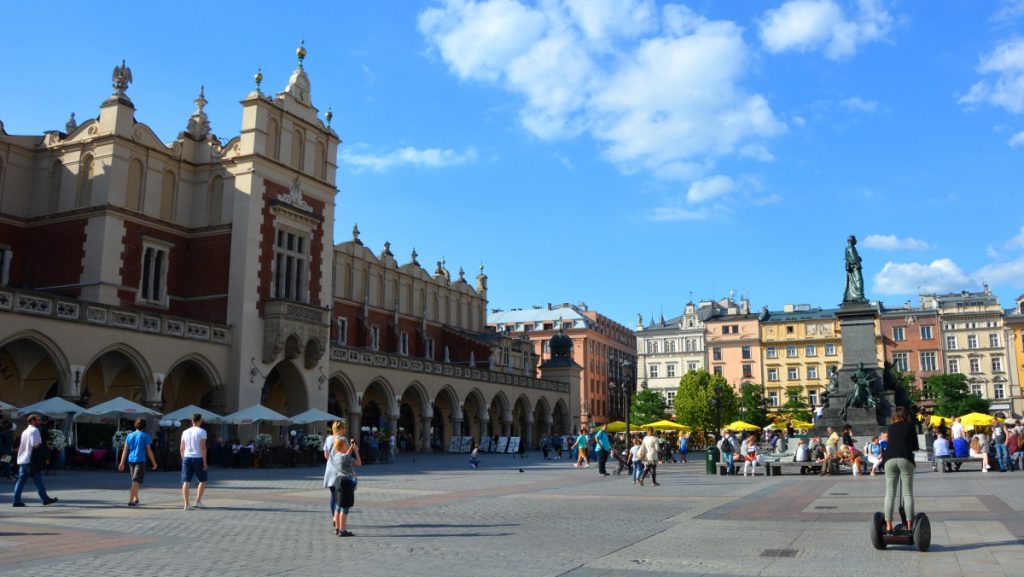 Krakow i Polen och klädeshallen