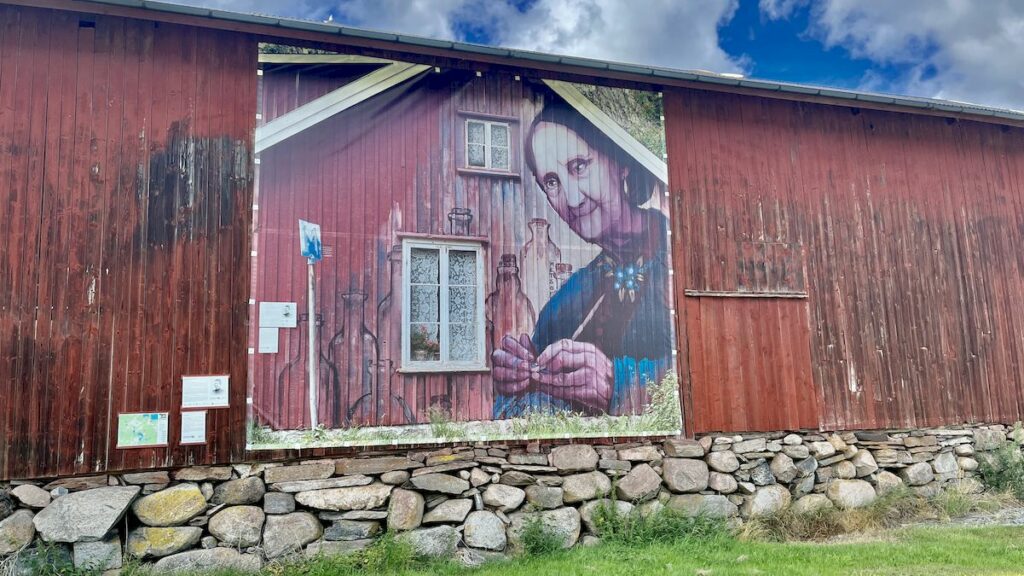 MUMA Muralmålningar på Orust - Kyrkebyn, Torp
