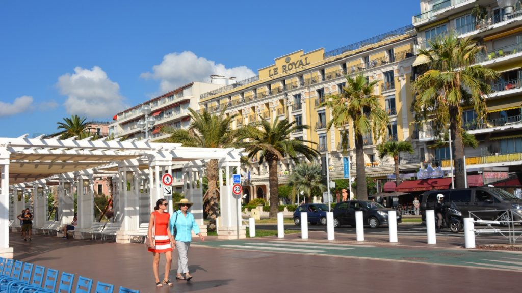 Plugga utomlands? Varför inte franska i Nice?