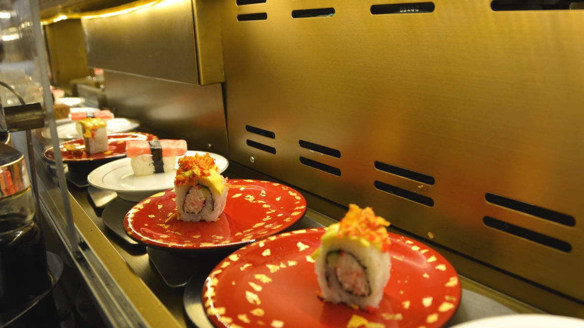 Sushi Pa Rullband I Mall Of Scandinavia Freedomtravel