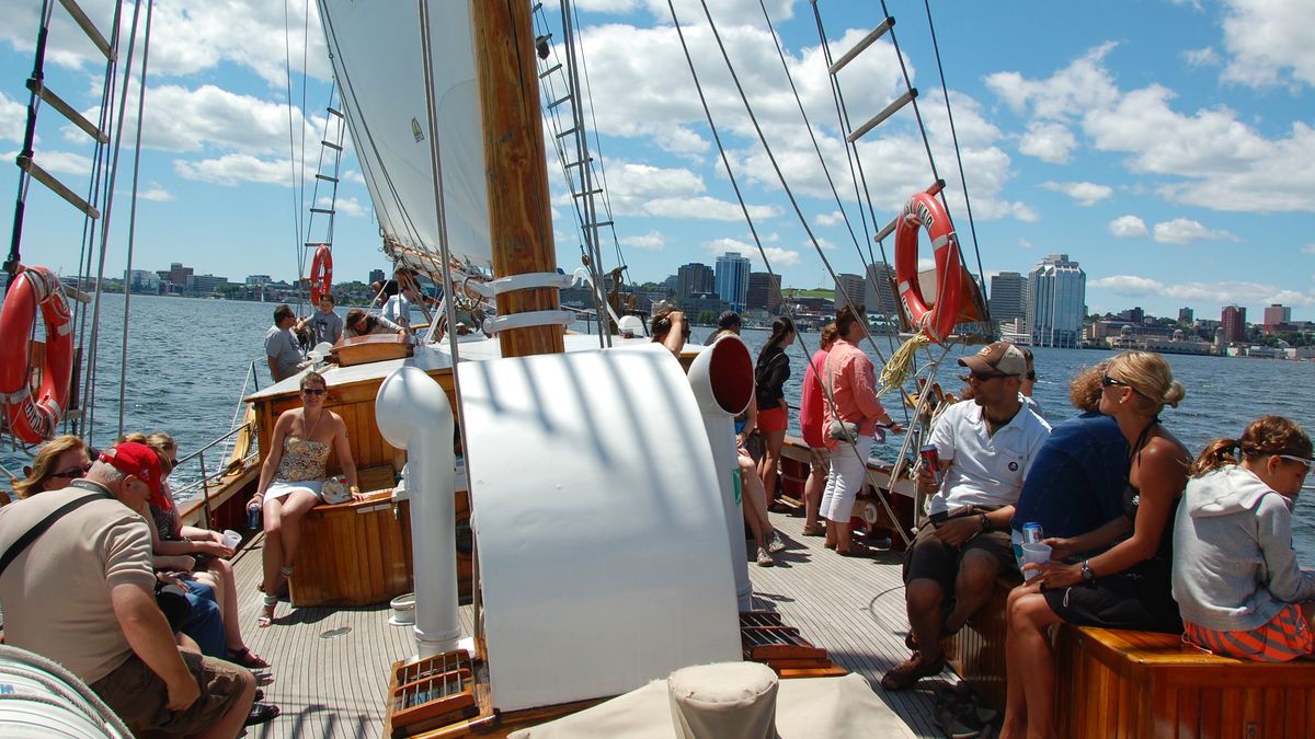 Tur med segelbåt Halifax