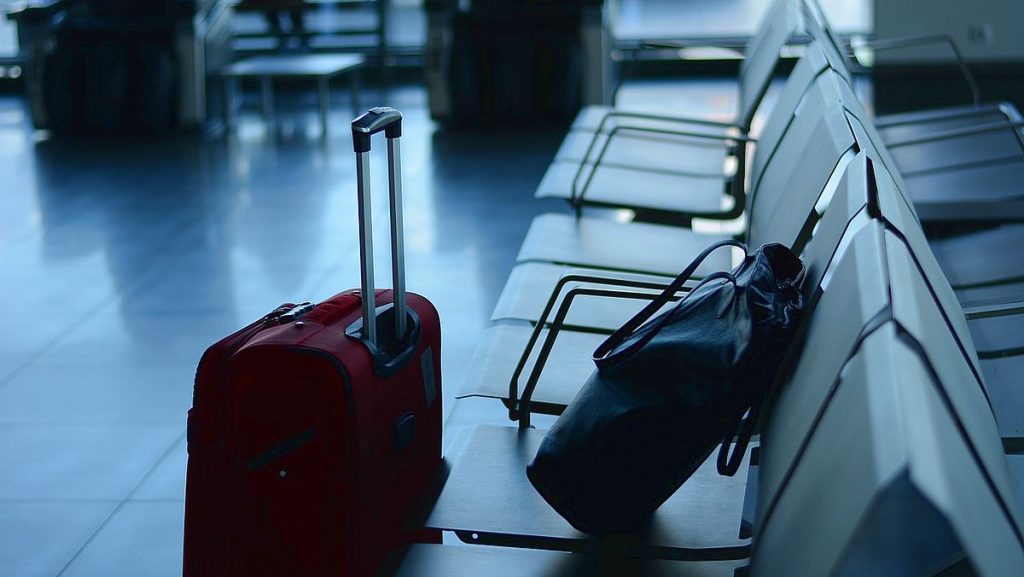 11 Saker Att Packa I Handbagaget Vara Basta Tips Freedomtravel
