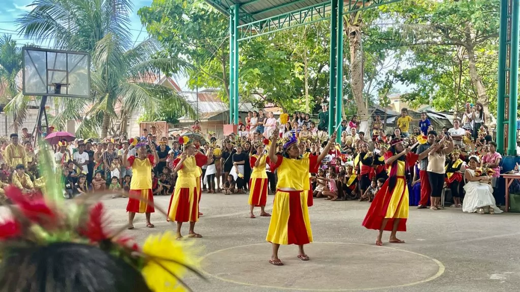 Sinulog festival på Malapascua i Filippinerna