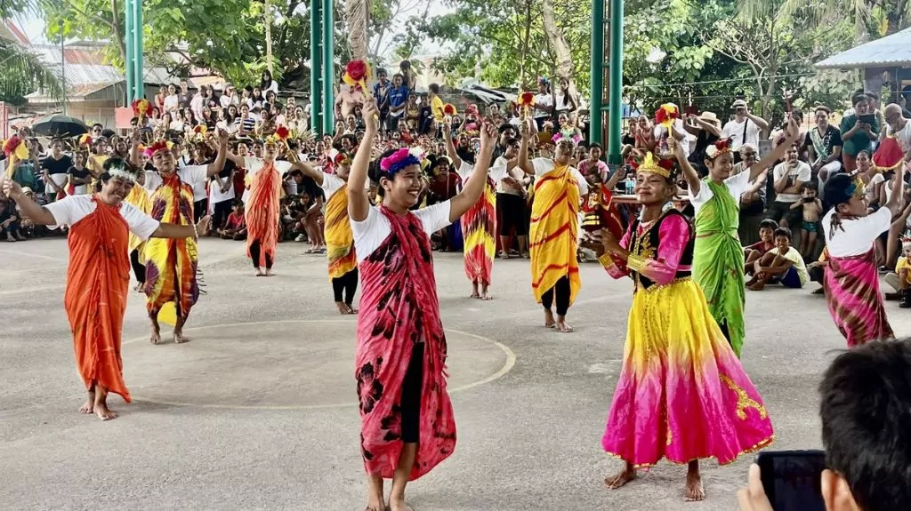 Sinulog festival på Malapascua i Filippinerna