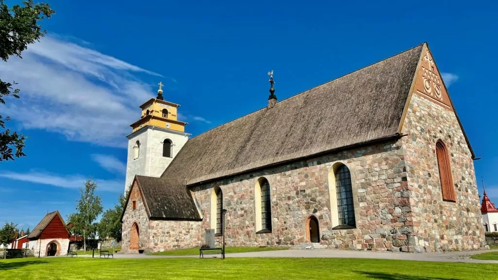 Nederluleå kyrka