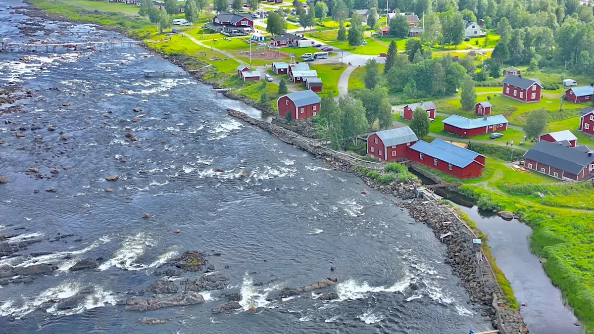 Att besöka Kukkolaforsen