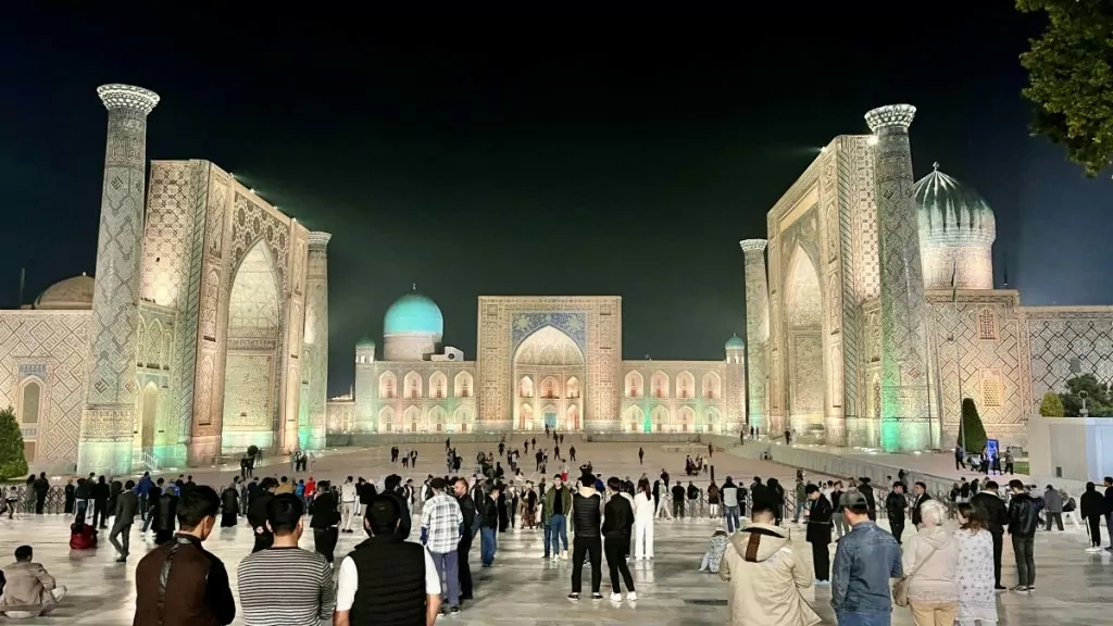 Att besöka Registan i Samarkand
