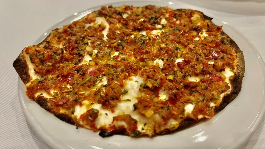 Turkisk mat - lahmacun