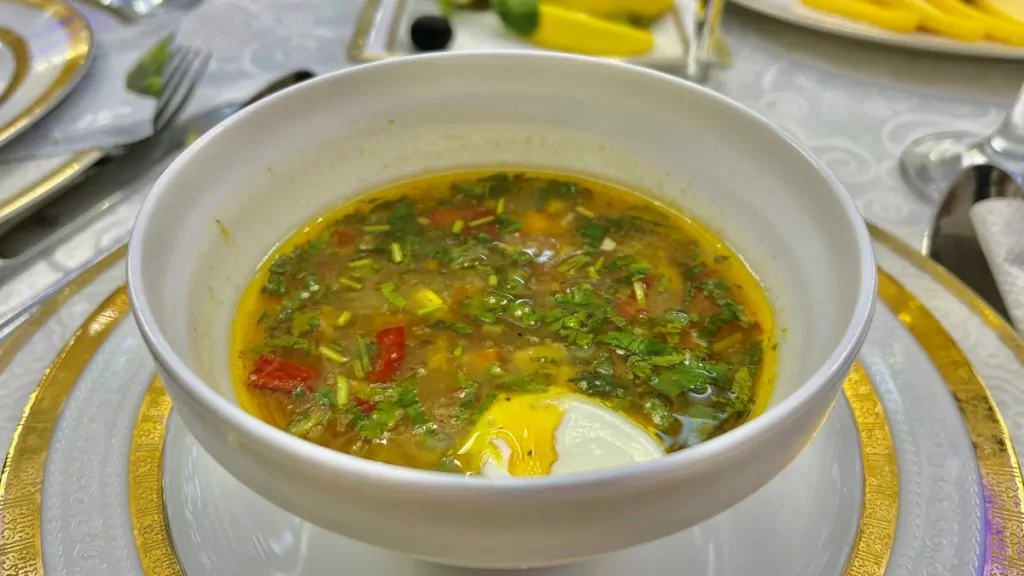 Vad äter man i Uzbekistan? - soppa