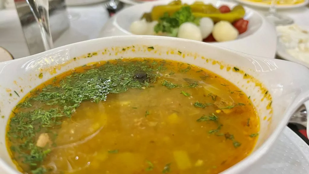 Vad äter man i Uzbekistan? - soppa