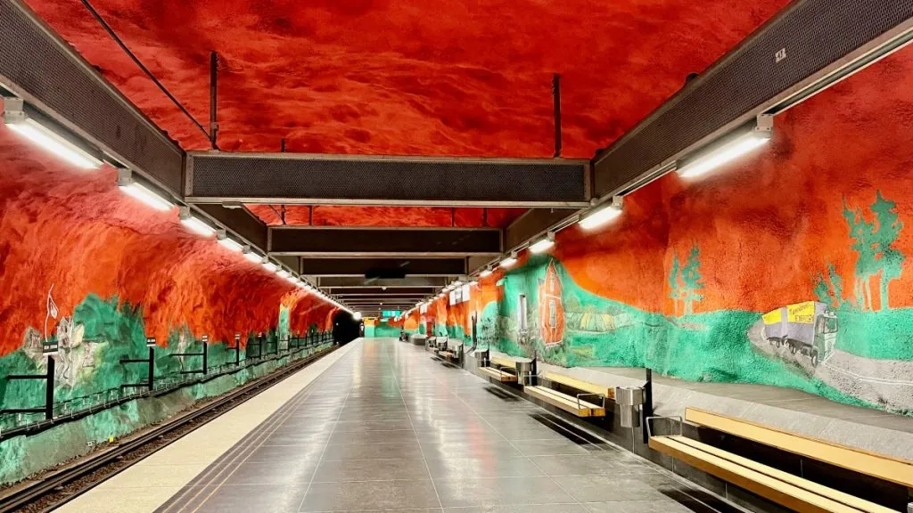 Konst i Stockholms tunnelbana - Solna centrum