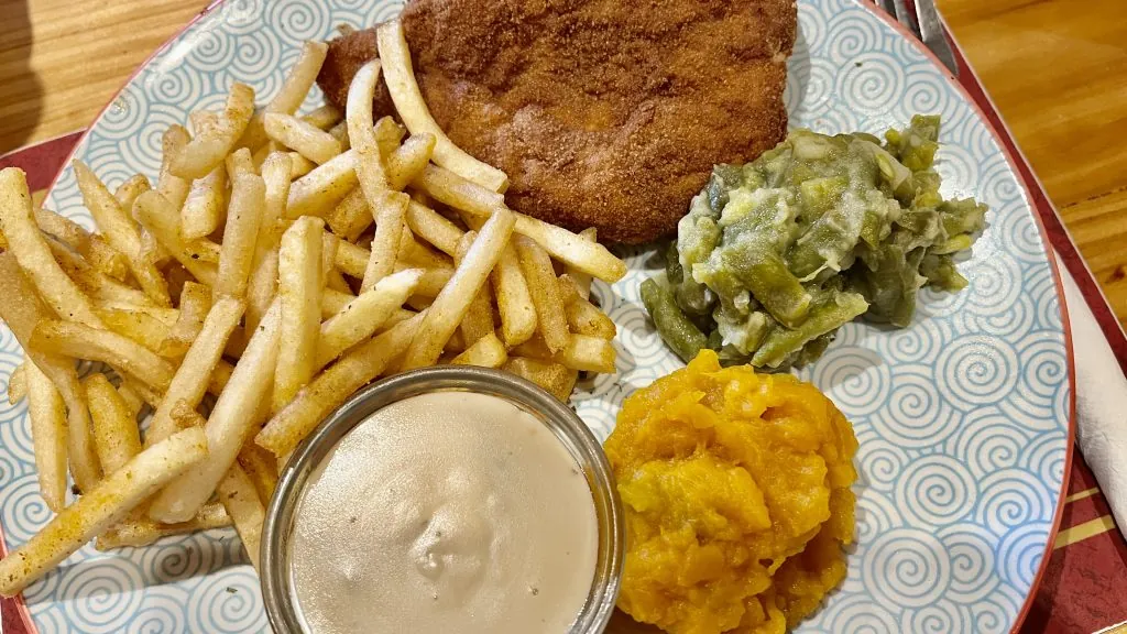 Schnitzel med pommes frites