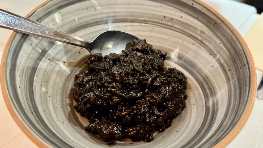 svart risotto