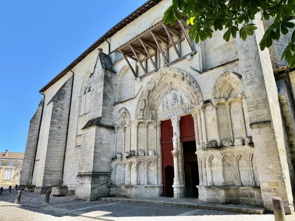 Att göra i Saint-Émilion i Frankrike