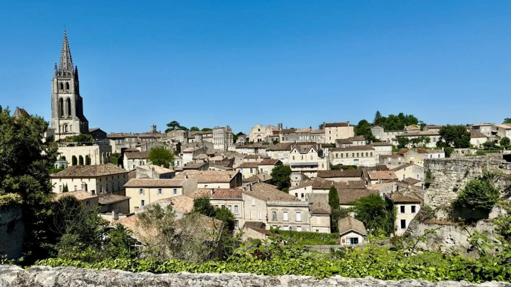 Att göra i Saint-Émilion i Frankrike