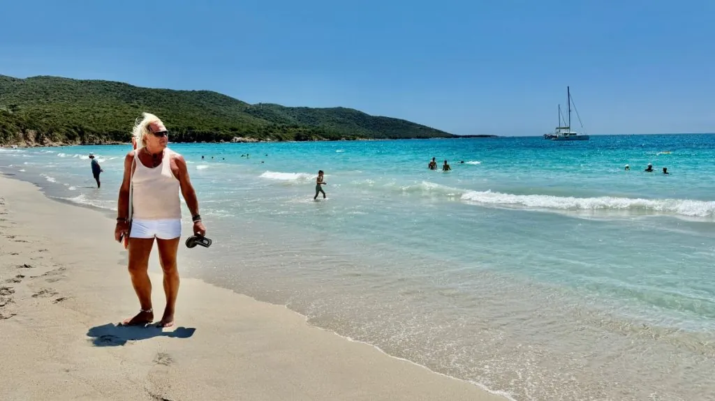 Plage de Cupabia på Korsika - FREEDOMtravel resemagasin