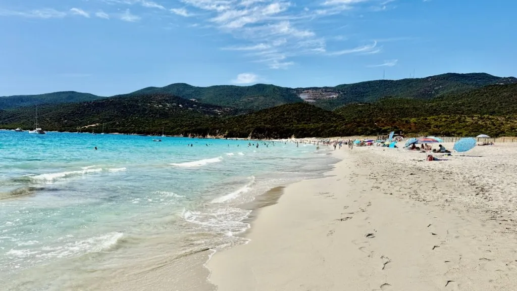 Plage de Cupabia på Korsika - FREEDOMtravel resemagasin