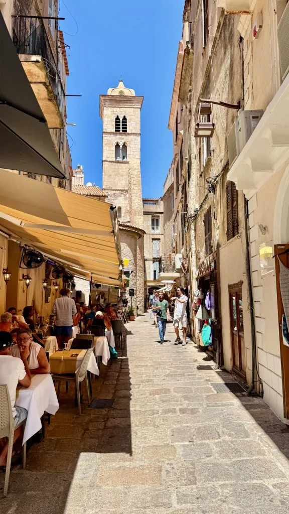 Att göra i Bonifacio på Korsika - FREEDOMtravel resemagasin